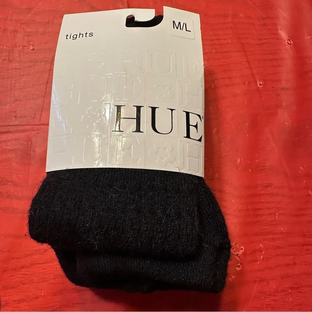 HUE Black Knit Socks
